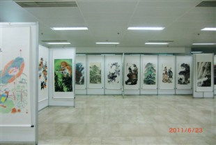 北京八棱柱掛畫展板出租銷售服務 打造專業拍賣會掛畫展覽