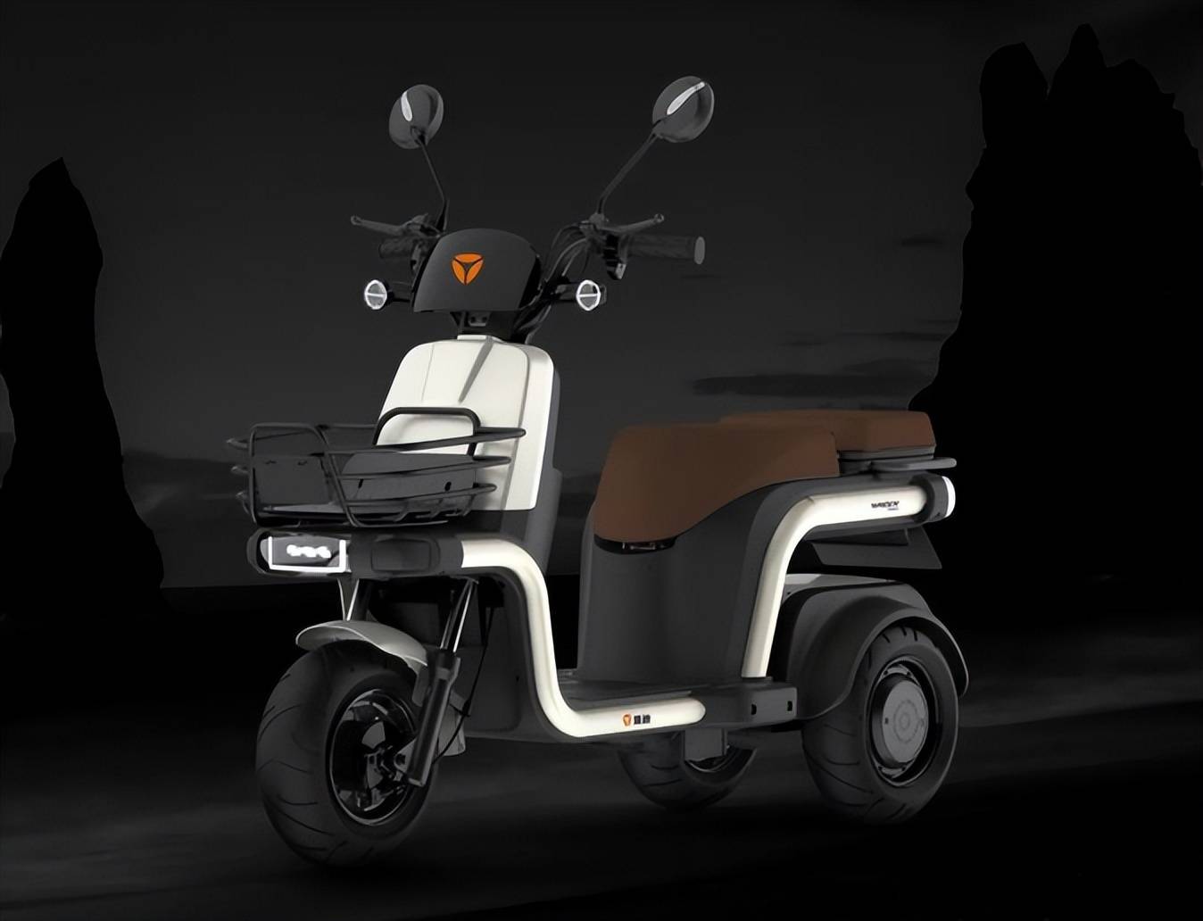 雅迪推出一款不倒翁電動(dòng)車,雙500W電機(jī),帶防溜坡,續(xù)航100公里